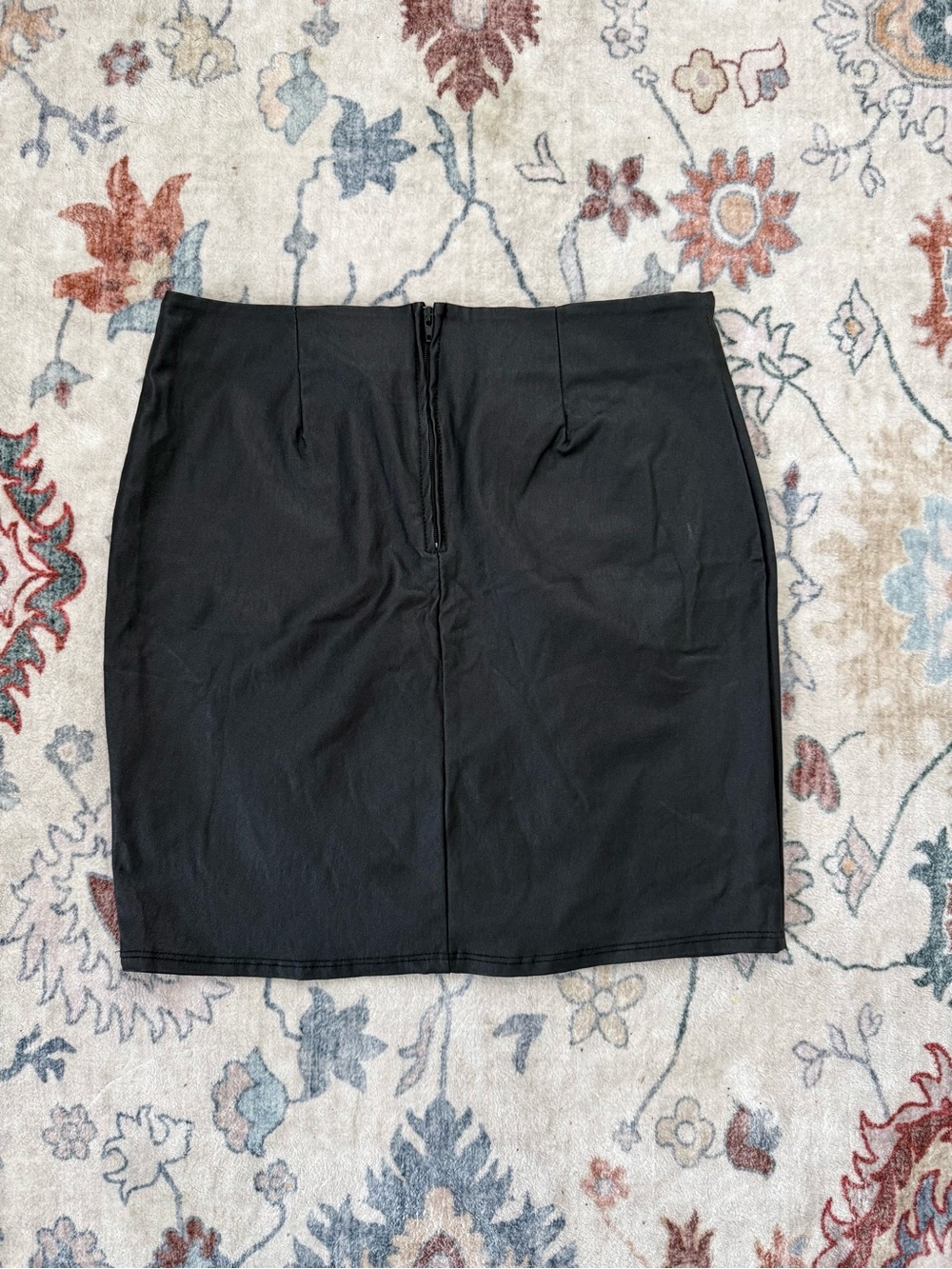 Windsor‎ Black Pencil Skirt